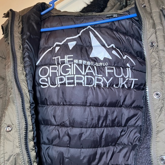 Superdry Woman’s Olive Puffer Jacket - Picture 2 of 6